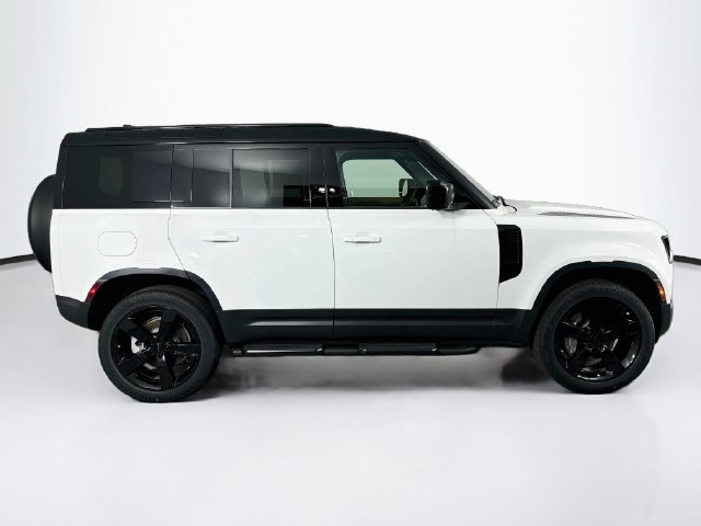 New 2026 Land Rover Defender 110 S AWD/4WD image 4