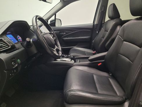 Used 2022 Honda Pilot Touring image 17