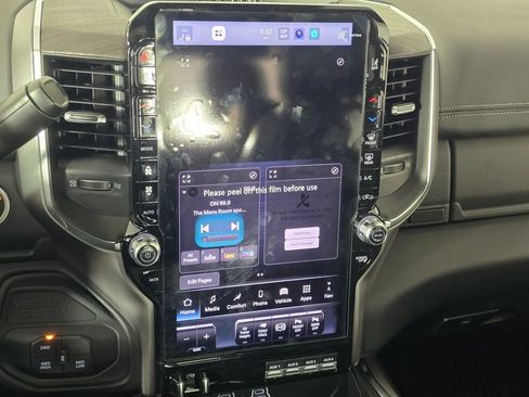 New 2026 RAM 3500 Laramie AWD/4WD image 25