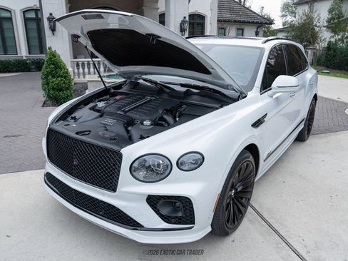 Used 2022 Bentley Bentayga Speed image 15