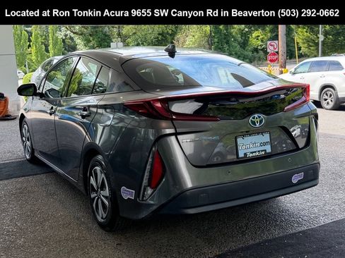 Used 2019 Toyota Prius Prime Advanced FWD image 5