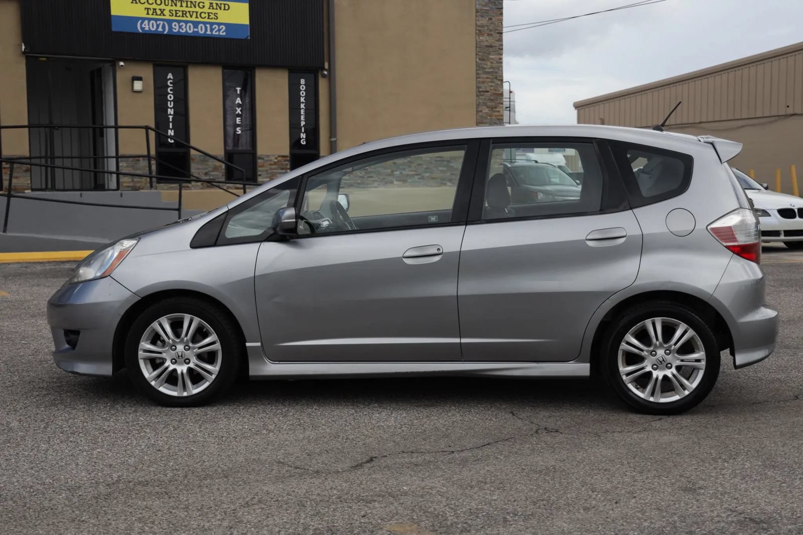 Used 2010 Honda Fit Sport image 2