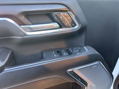 Used 2024 GMC Sierra 2500 Denali w/ Denali Reserve Package image 18