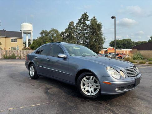 Used 2006 Mercedes-Benz E 350 4MATIC Sedan image 11