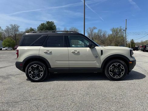 Used 2025 Ford Bronco Sport Outer Banks w/ Outer Banks Tech Package+ image 8