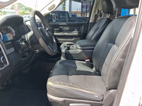 Used 2016 RAM 1500 Express RWD image 11