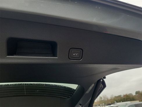 New 2025 Buick Enclave Sport Touring w/ Power Package image 7