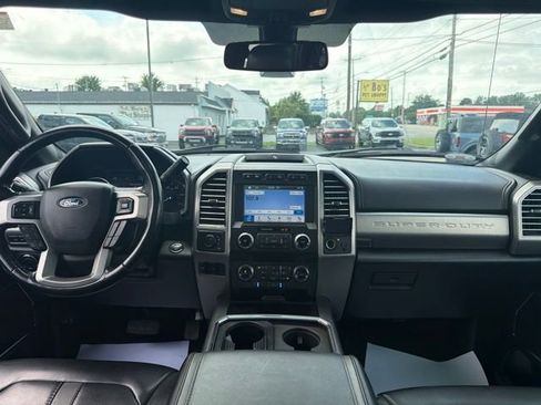 Used 2019 Ford F450 Platinum w/ Platinum Ultimate Package AWD/4WD image 33