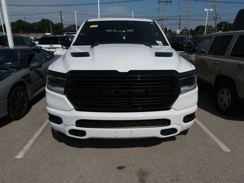 Used 2024 RAM 1500 Laramie AWD/4WD image 2