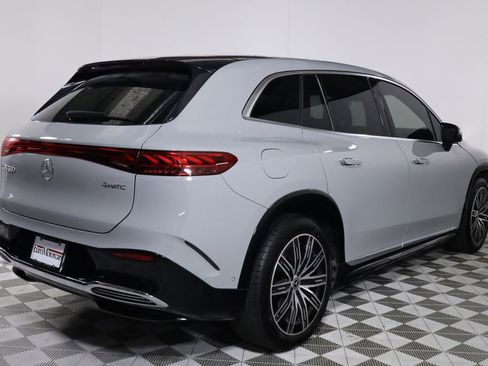 Used 2023 Mercedes-Benz EQS 580 4MATIC SUV image 6