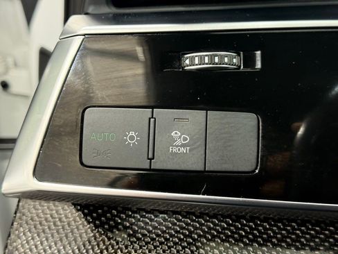 Used 2021 Audi SQ7 Premium Plus w/ Driver Assistance Package image 37