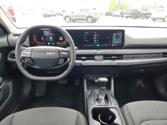 Used 2025 Kia K4 FWD image 28