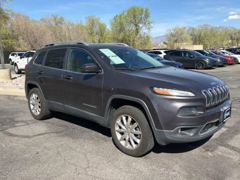 Used 2014 Jeep Cherokee Limited w/ Luxury Group image 7