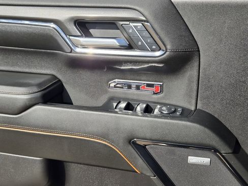 Used 2024 GMC Sierra 1500 AT4 w/ Technology Package image 28
