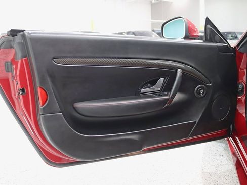 Used 2017 Maserati GranTurismo Sport image 31