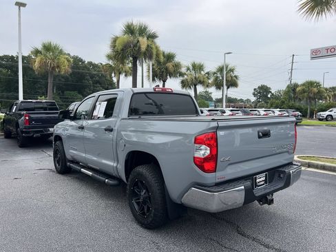 Used 2021 Toyota Tundra SR5 w/ SR5 Upgrade Package AWD/4WD image 8