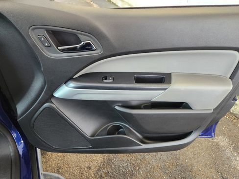 Used 2015 Chevrolet Colorado LT image 13