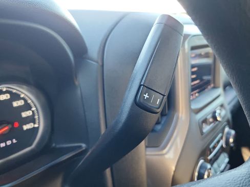 Used 2024 Chevrolet Silverado 2500 Custom w/ Custom Convenience Package image 21