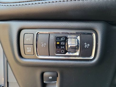 Used 2023 Lincoln Nautilus FWD image 22
