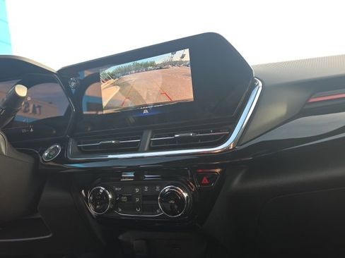 New 2026 Chevrolet Trax RS w/ Sunroof Package image 20