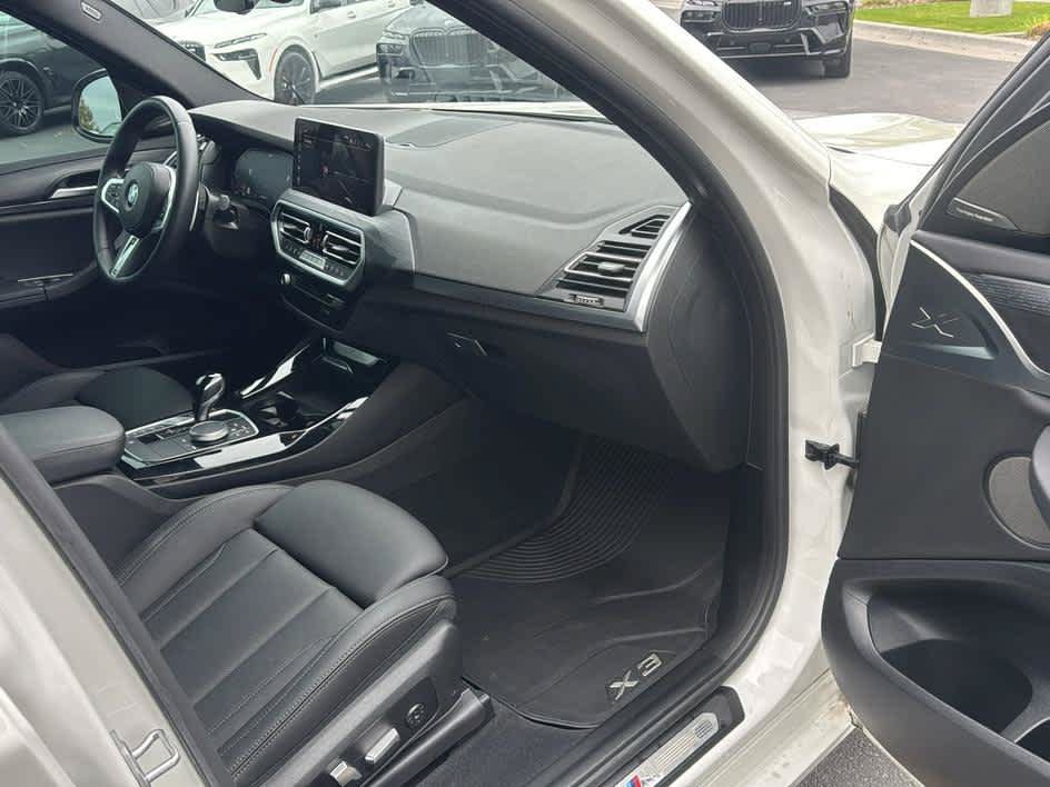 Used 2024 BMW X3 xDrive30i w/ Premium Package AWD/4WD image 32
