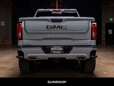 Used 2024 GMC Sierra 1500 Denali Ultimate image 8