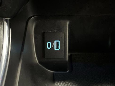 Used 2022 Ford F150 XLT w/ Equipment Group 302A High image 23