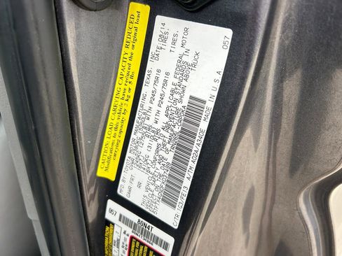 Used 2015 Toyota Tacoma PreRunner w/ Convenience Package RWD image 10