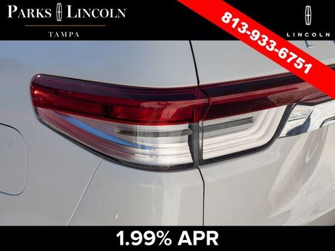 Used 2024 Lincoln Navigator Premiere AWD/4WD image 14
