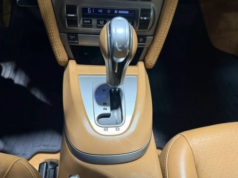 Used 2005 Porsche 911 Carrera RWD image 19