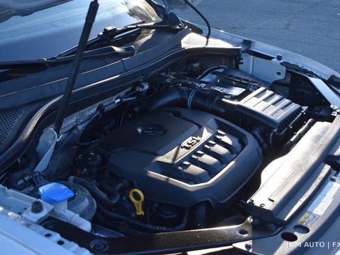 Used 2019 Volkswagen Tiguan SEL w/ 3rd Row Seat Package image 40