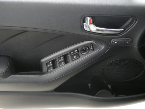 Used 2014 Kia Forte EX w/ EX Premium Package image 19