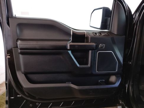 Used 2018 Ford F150 Raptor w/ Equipment Group 802A Luxury AWD/4WD image 27