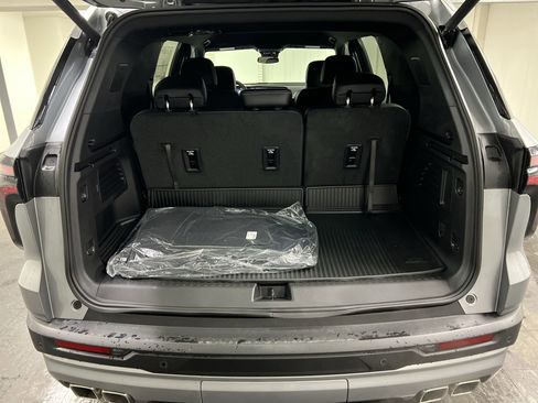 New 2025 Chevrolet Traverse LT w/ LPO, Floor Liner Package image 59
