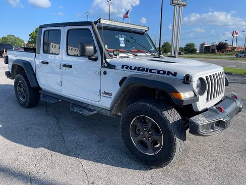 Used 2021 Jeep Gladiator Rubicon w/ Trailer Tow Package AWD/4WD image 2