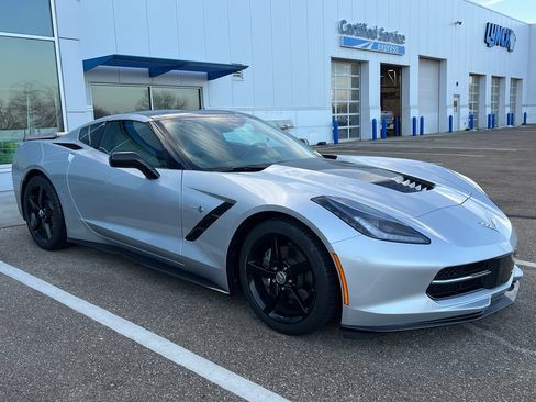 Used 2014 Chevrolet Corvette Stingray Coupe w/ Battery Protection Package image 8