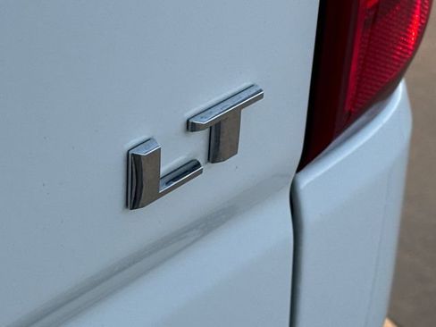 Used 2024 Chevrolet Silverado 1500 LT image 11