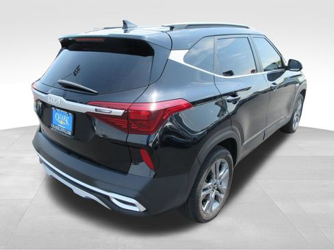 Used 2023 Kia Seltos S w/ Navigation Package AWD/4WD image 5