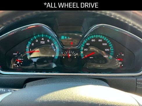 Used 2015 Chevrolet Traverse LT image 8