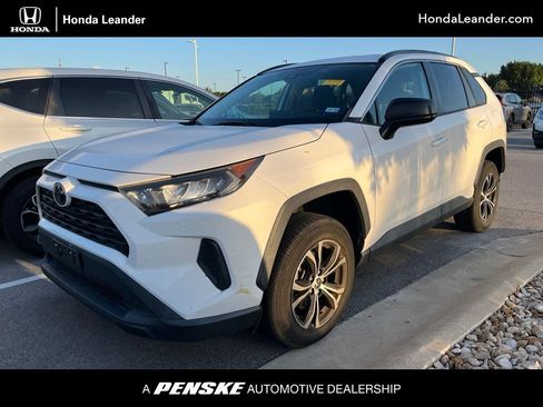 Used 2020 Toyota RAV4 LE FWD image 1