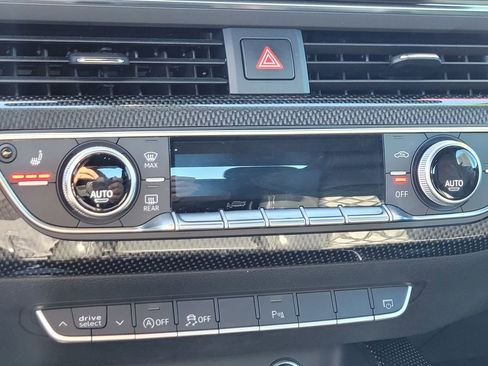 Used 2022 Audi S5 Premium image 19