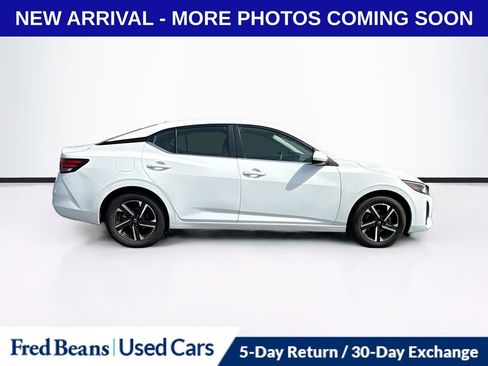 Used 2024 Nissan Sentra SV image 8