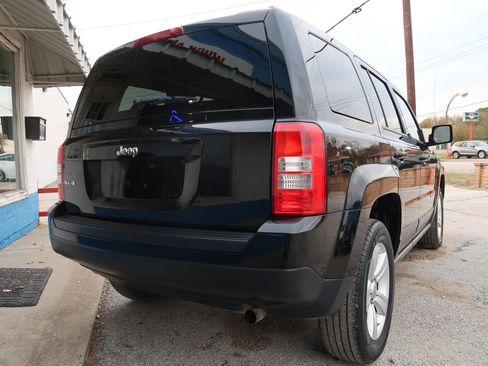 Used 2015 Jeep Patriot Sport w/ Power Value Group image 8