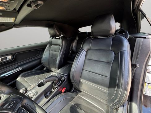 Used 2019 Ford Mustang GT Premium w/ GT Performance Package RWD image 20