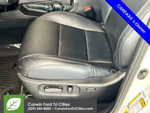 Used 2022 Toyota Tacoma TRD Off-Road w/ TRD Premium Off Road Package image 23