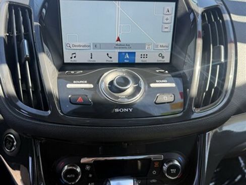 Used 2016 Ford Escape Titanium image 11