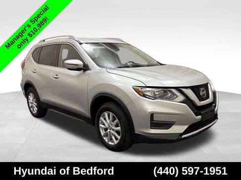 Used 2019 Nissan Rogue SV AWD/4WD image 3