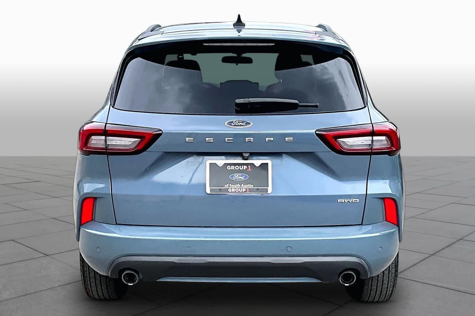 Used 2023 Ford Escape ST-Line w/ Tech Pack #1 AWD/4WD image 5