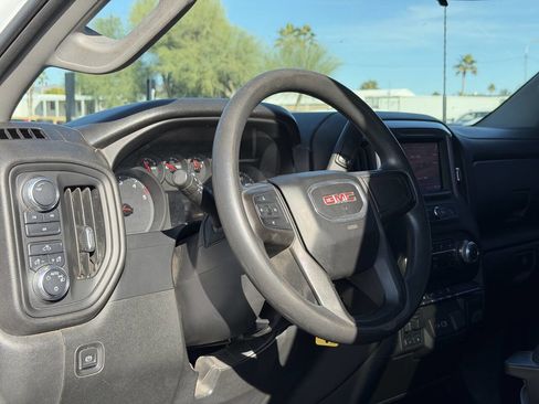 Used 2021 GMC Sierra 2500 4x4 Crew Cab w/ Gooseneck/5TH Wheel Package image 25