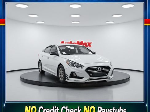 Used 2019 Hyundai Sonata SE w/ Cargo Package FWD image 1